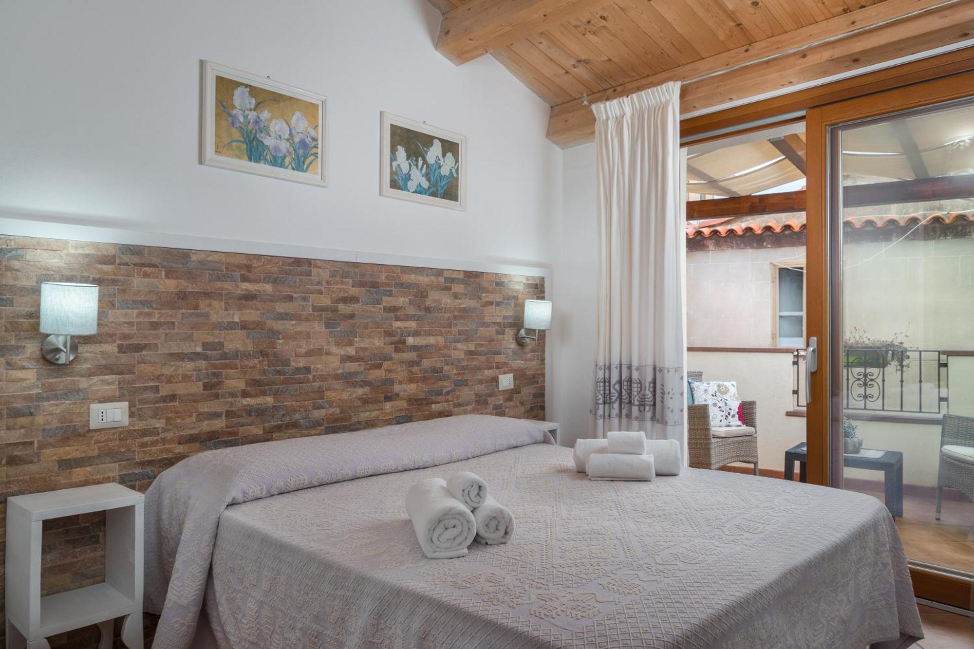 Bosa Queen House Экстерьер фото